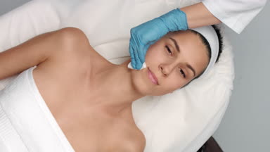 Platelet rich plasma face injections procedure