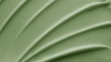 Crane macro of green anti-aging cream with green tea extract