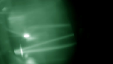 Green shimmering leak overlay appears & disappears left