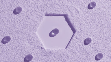 Violet Powder with Hydrogel Spheres and Shifting Shadows