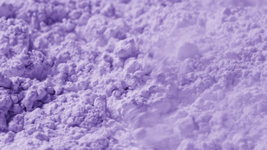 Intense Slow Motion of Violet Powder Scattering