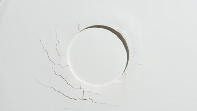 Round Imprint on White Powder Surface for Anti-Sweat Ad