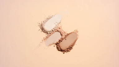 Linear Arrangement of Beige Powder Smears with Moving Light