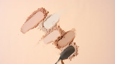 Diagonal Arrangement of Beige Powder Heaps