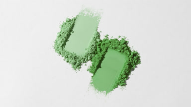 Ultra-Close Green Powder Smears for Eyeshadow